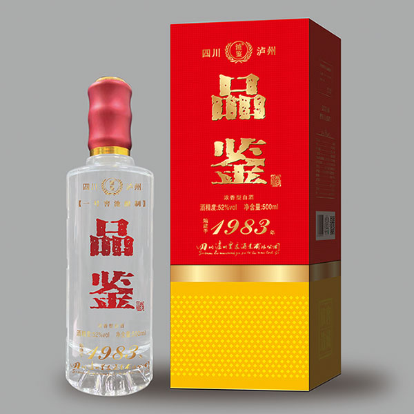 品鑒1983 零售價(jià)52度/1380元，38度/1360元